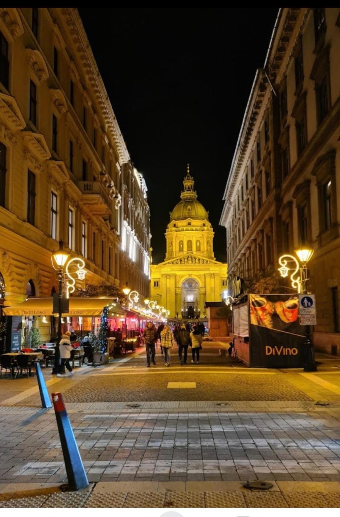 Budapest downtown Andrássy Exterior foto